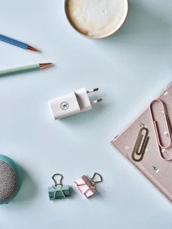 Søstrene Grene Elektronik^ADAPT Adapter