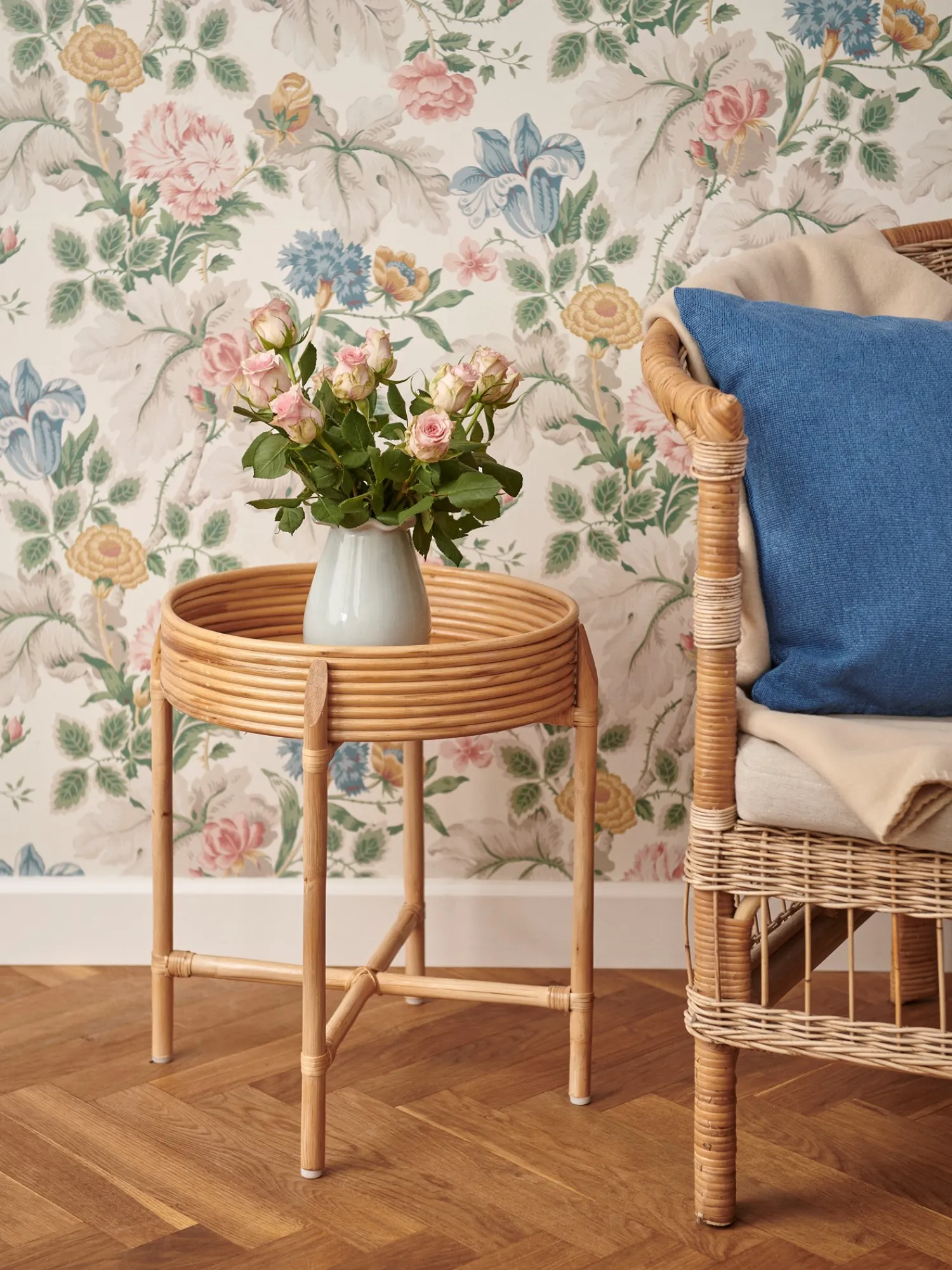 Søstrene Grene Borde^Bakkebord