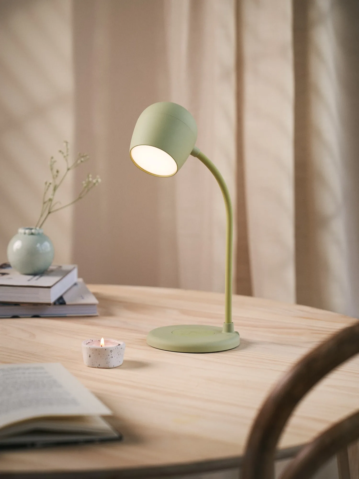 Søstrene Grene Lamper|Elektronik^Bordlampe Med Højttaler