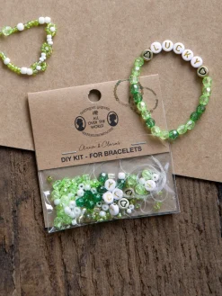 Søstrene Grene Diy-Kit^DIY-sæt Armbånd