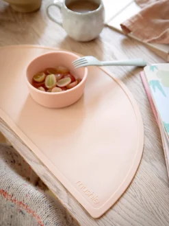 Børn Søstrene Grene Børneservice|Aktivitetsleg^Dækkeserviet