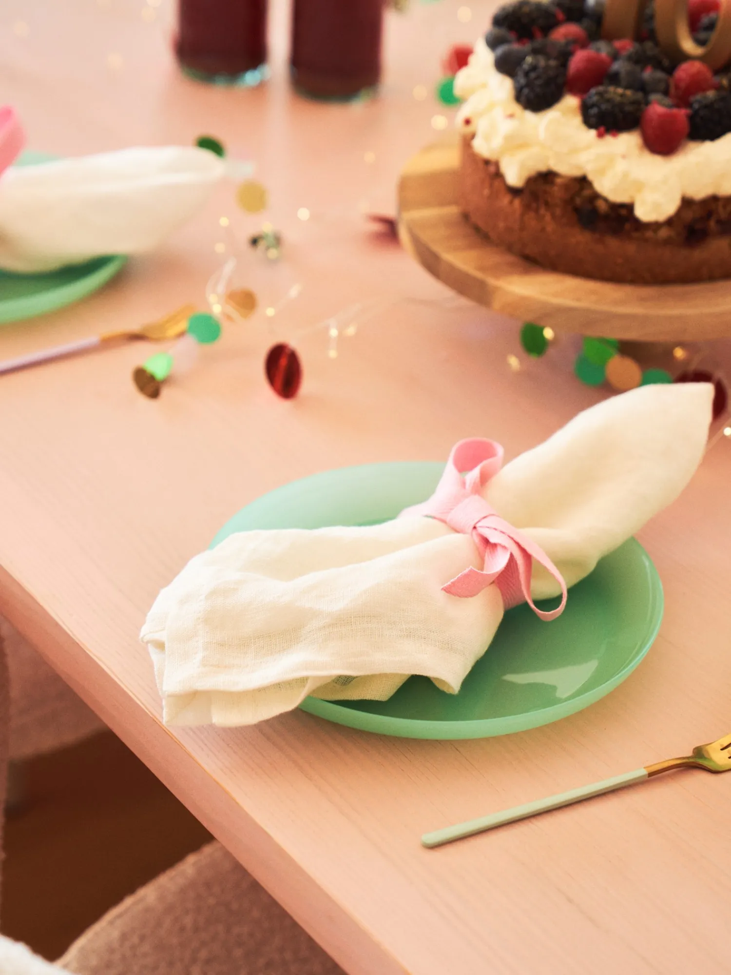 Søstrene Grene BordDækning^Genanvendelige Plasttallerkner Til Børn