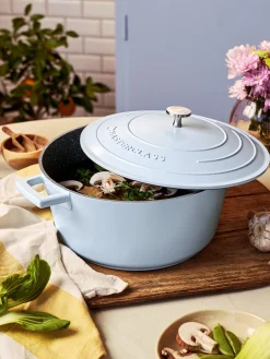 Søstrene Grene Køkkentilbehør^Gryde Med Låg 5L