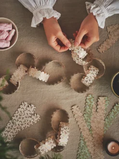 Søstrene Grene Julepynt|Dekoration^Guirlandestrimler I Papir