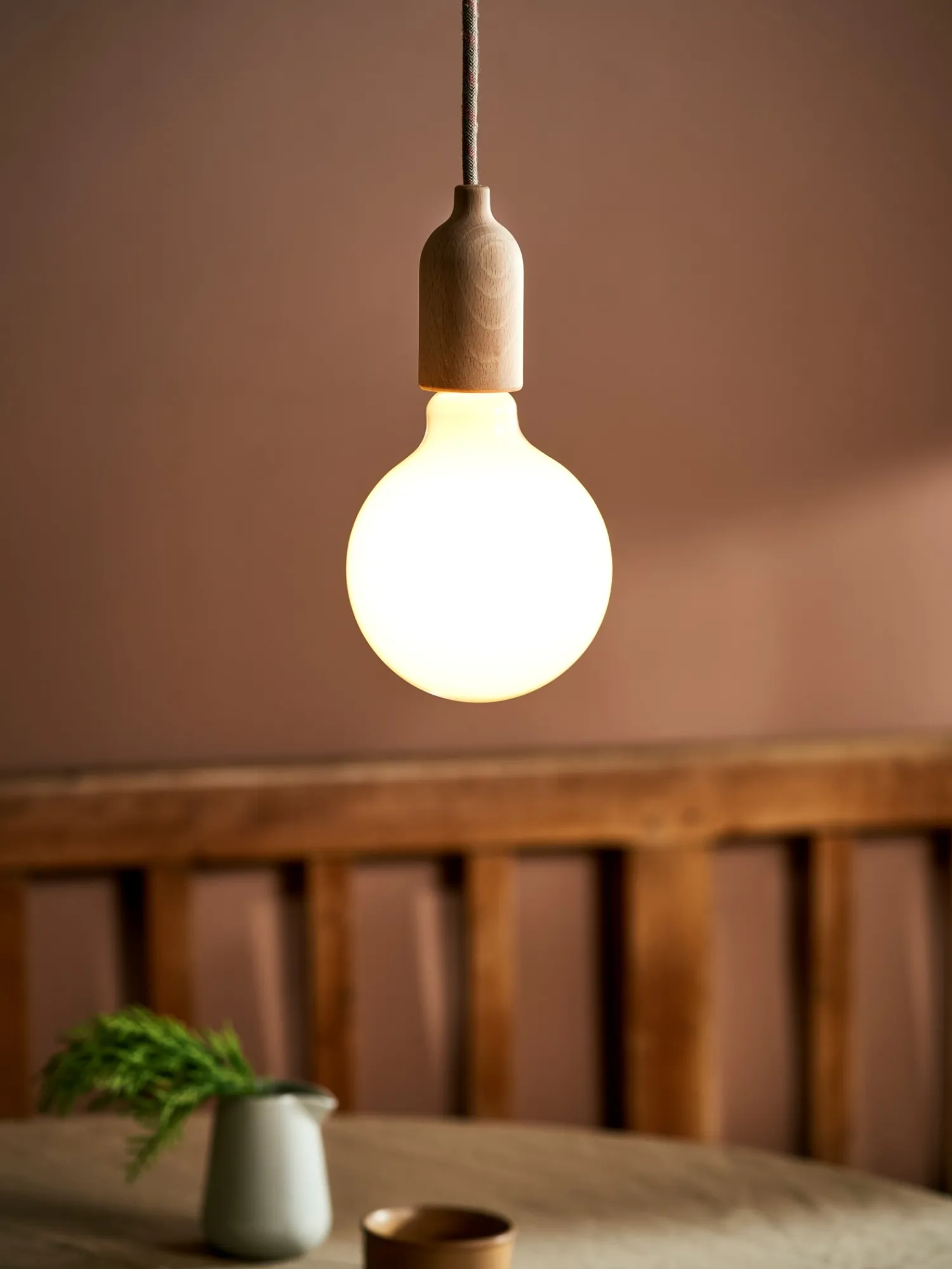 Søstrene Grene Lamper^LED-pære Milky Globe