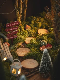 Søstrene Grene Julepynt|Nissedør Og Tilbehør^Minitrillebør Med Træ