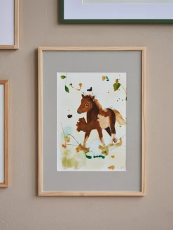 Børn Søstrene Grene Børne­Interiør^Plakat Lille Føl A4