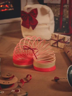 Børn Søstrene Grene Udendørs­Leg^Regnbuefjeder