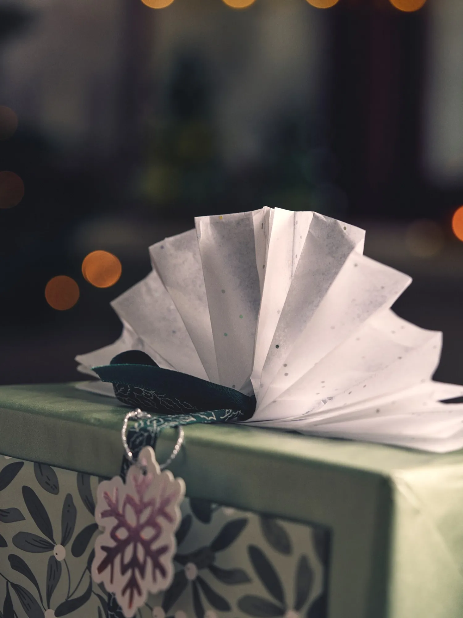 Søstrene Grene JuleIndpakning|Gavepapir^Silkepapir Med Glimmer