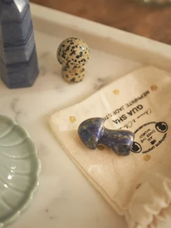 Søstrene Grene På Farten^Svamp Af Natursten