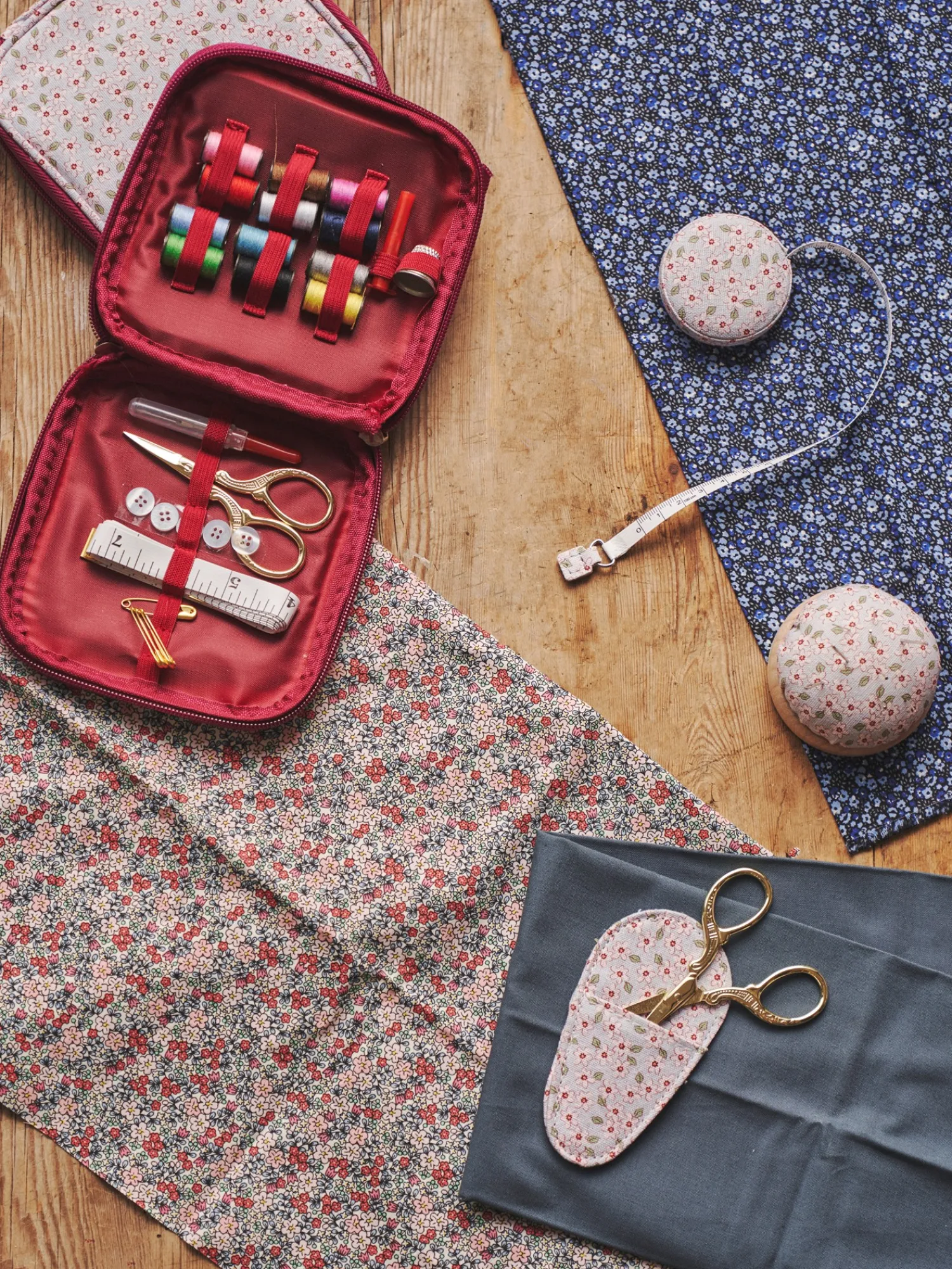 Søstrene Grene Garn- Og Sytilbehør^Sysæt