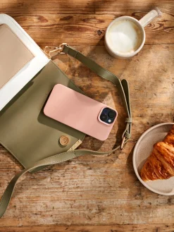 Søstrene Grene Covers Og Sleeves^Thin Mobilcover IPhone 15