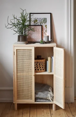 Søstrene Grene Skabe^Træskab