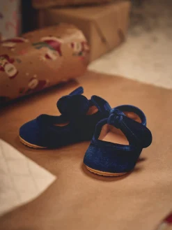 Søstrene Grene Strømper Og Sko^Veloursko 20/21